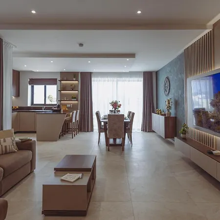 Διαμέρισμα Luxury Penthouse With Private Pool & Skyline Views