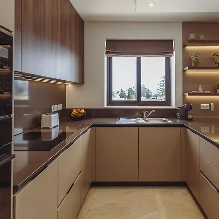 Luxury Penthouse With Private Pool & Skyline Views * Is-Swieqi