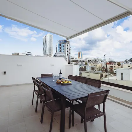 Luxury Penthouse With Private Pool & Skyline Views Διαμέρισμα