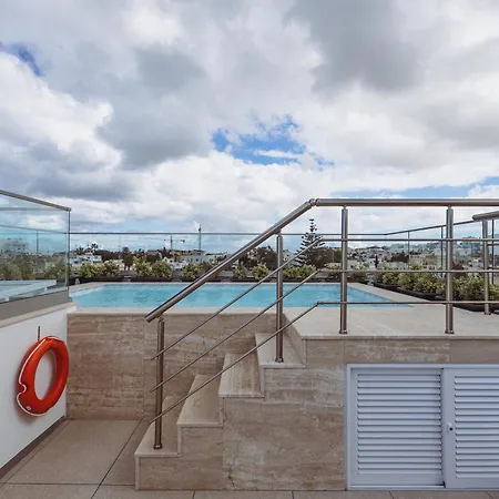 Διαμέρισμα Luxury Penthouse With Private Pool & Skyline Views