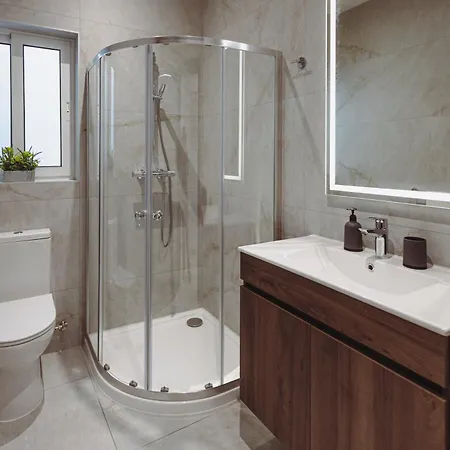 Luxury Penthouse With Private Pool & Skyline Views * Is-Swieqi