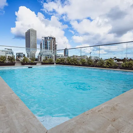Διαμέρισμα Luxury Penthouse With Private Pool & Skyline Views